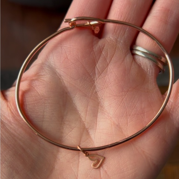 ORIGAMI OWL • rose gold teardrop bangle bracelet heart tag jewelry classy subtle - Picture 7 of 15